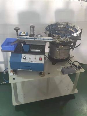 Macchine connesse SMT radiali sciolte per la modellazione elettrolitica del condensatore