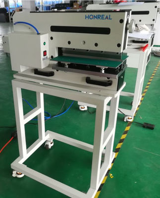 220V 60HZ macchina automatica di taglio per PCB a scanalatura V 330mm Lunghezza di taglio